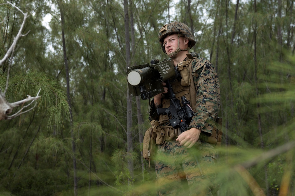 U.S. Marines with HMH-461 insert 2nd LAAD