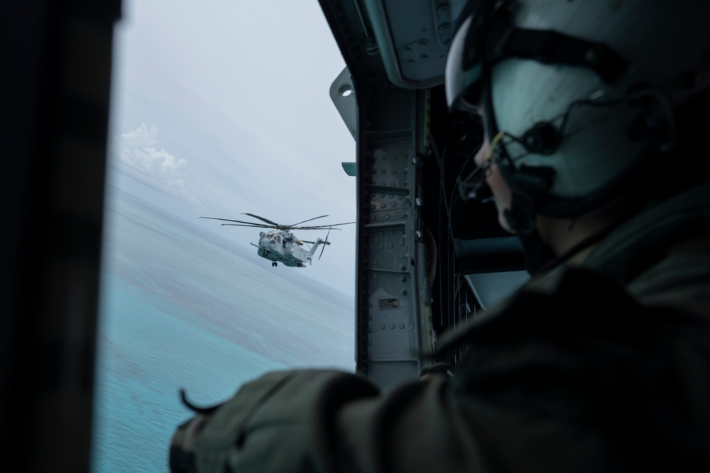 U.S. Marines with HMH-461 insert 2nd LAAD