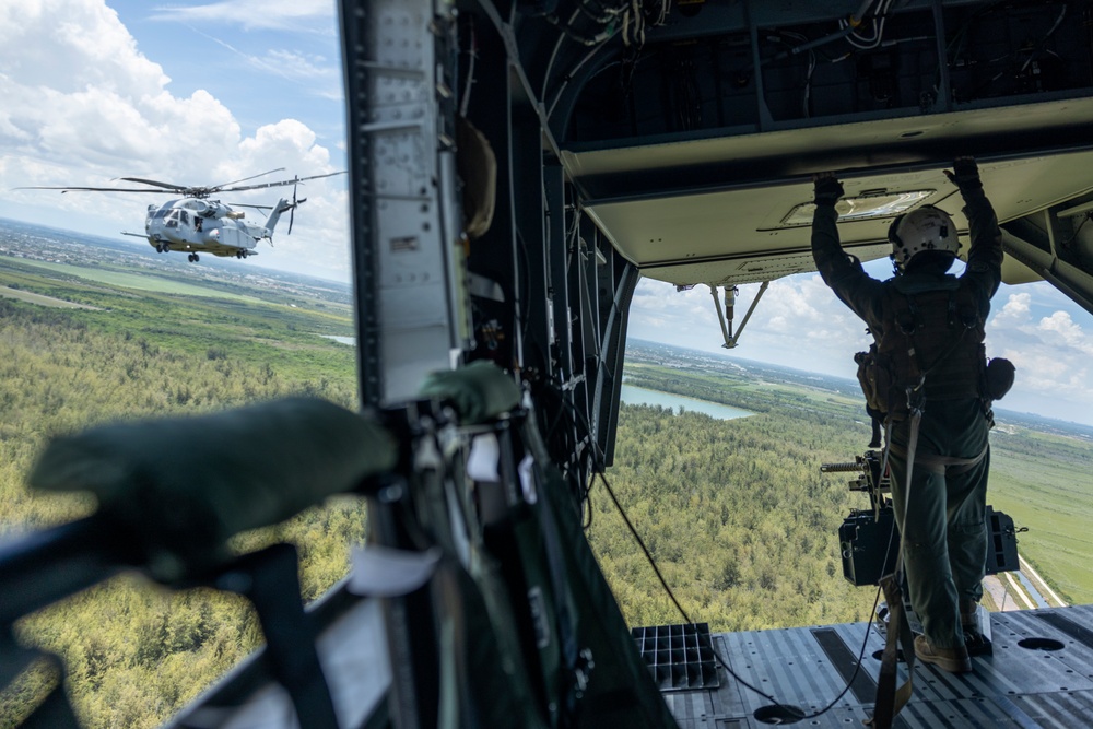 U.S. Marines with HMH-461 insert 2nd LAAD