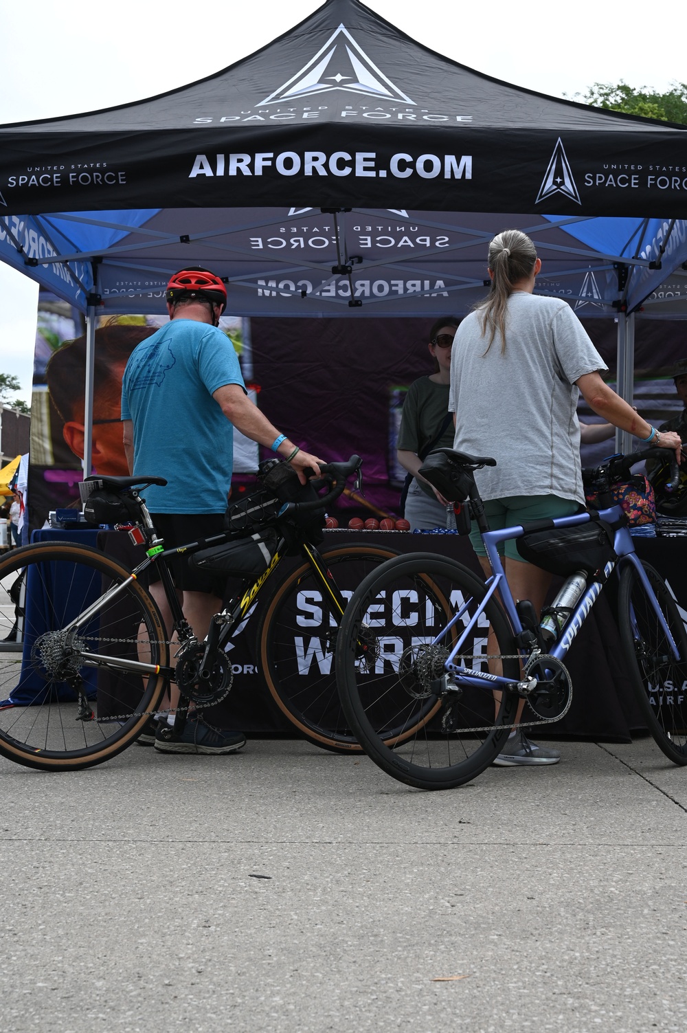 Air Force presence shines at RAGBRAI 2025