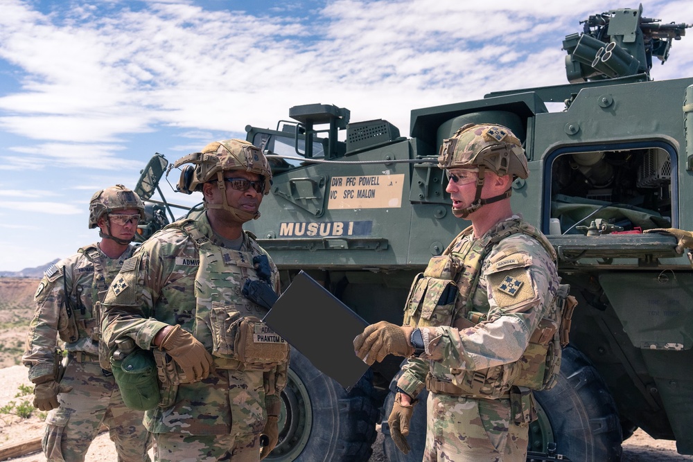 Commanding General of III Corps visits JTF-SB