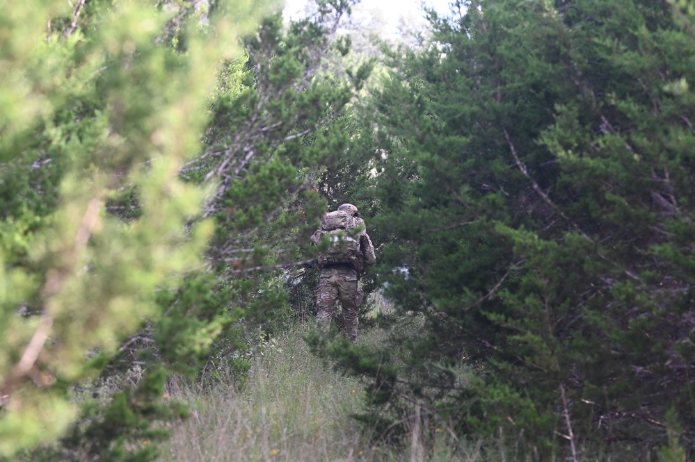 Air Force Tactical Air Control Party Trainees Conduct Field Training Exercise