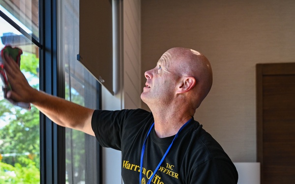 Guard Warrant Officer Candidates Strengthen Community Ties Through Service