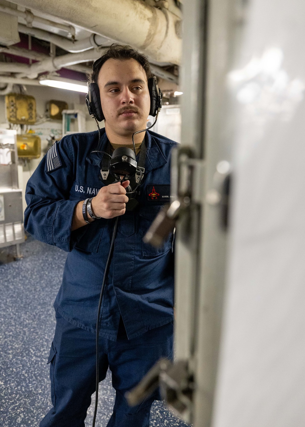 Daily Operations Aboard USS George H.W. Bush (CVN 77)