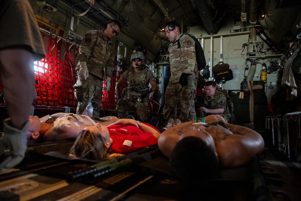 Forward Ready: U.S. and Japan team up for Aeromedical Operations during REFORPAC