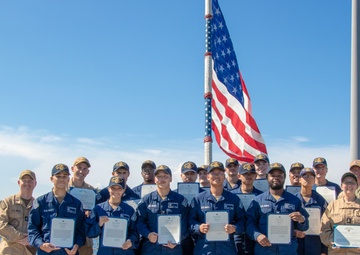 Rear Adm Reifsteck visits USS Benfold (DDG 65)