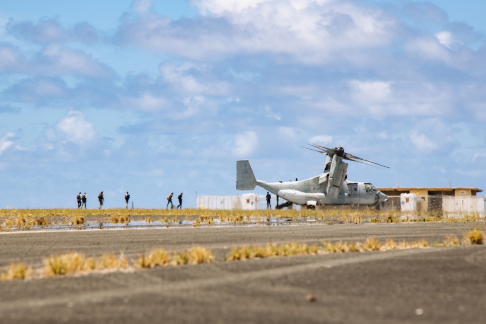 Freefalling: U.S. Army Special Forces Service Members Conduct Parachute Operations On MCBH