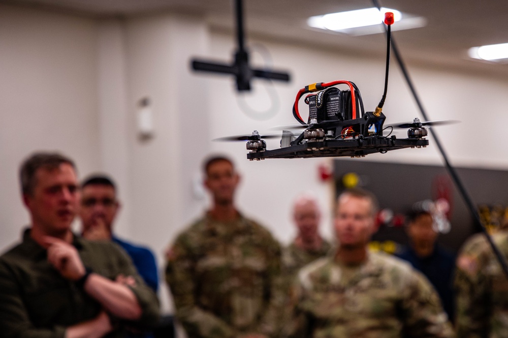 Secretary of the Army visits 25th Infantry Division