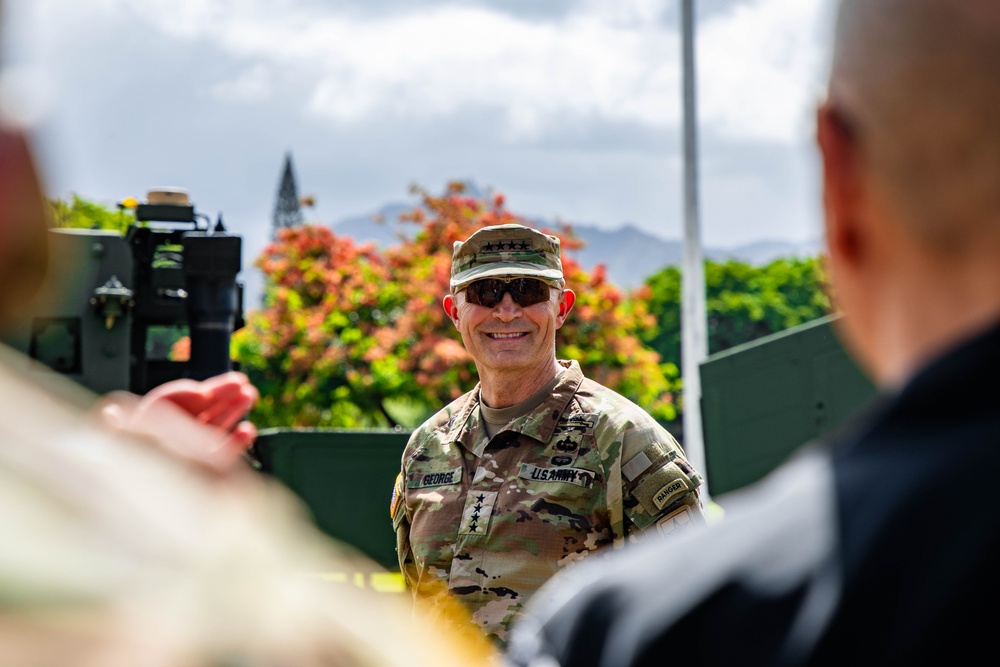 Secretary of the Army visits 25th Infantry Division