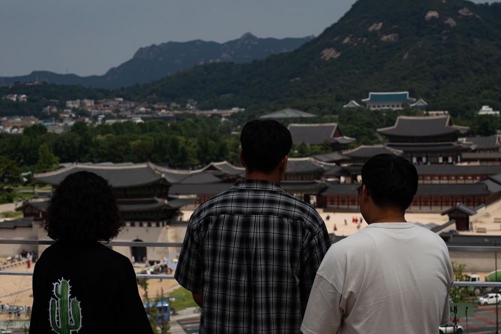 Camp Casey CRO Hosts Seoul City Tour for Newcomers