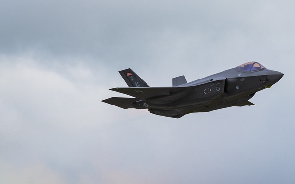 F-35A Lightning IIs thunder over Andersen AFB during DLE 2025