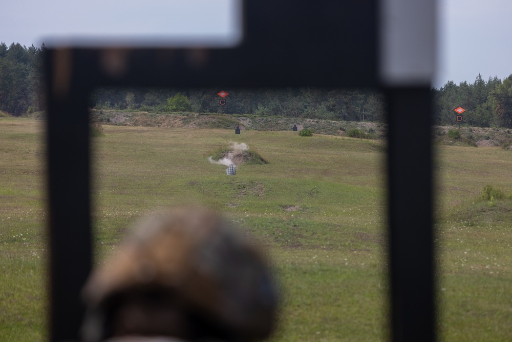 173rd Airborne Brigade Soldiers conduct M4 carbine qualification to prepare for Expert Soldier and Infantry Badge