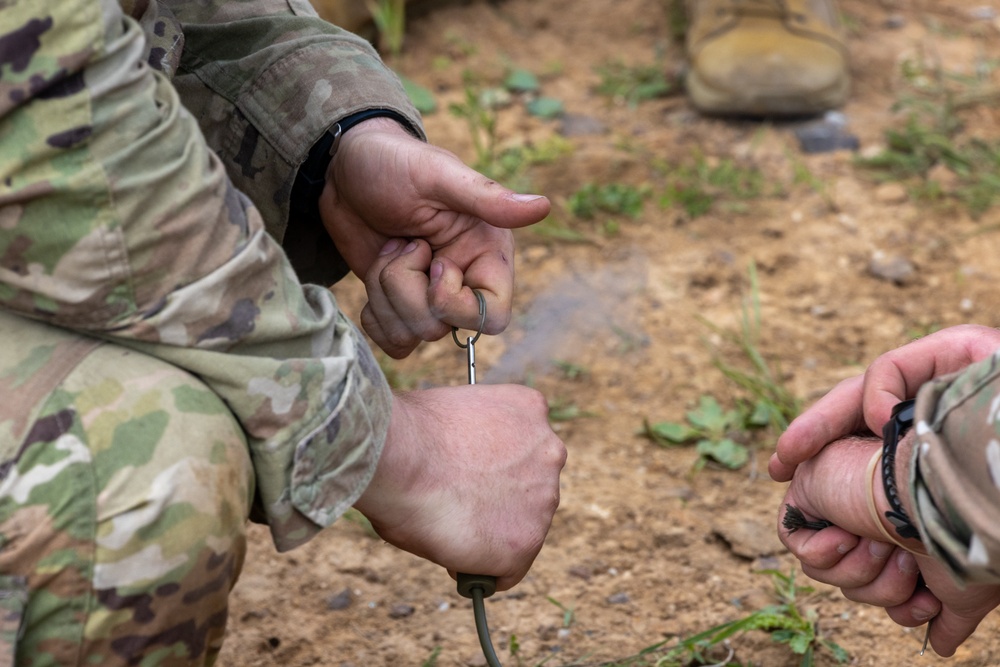 173rd Airborne Brigade Soldiers conduct demolition range to prepare for Expert Soldier Badge