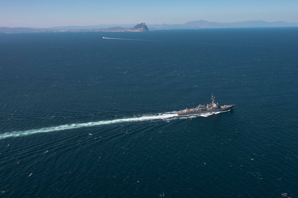 Winston S. Churchill (DDG 81) Transits the Strait of Gibraltar