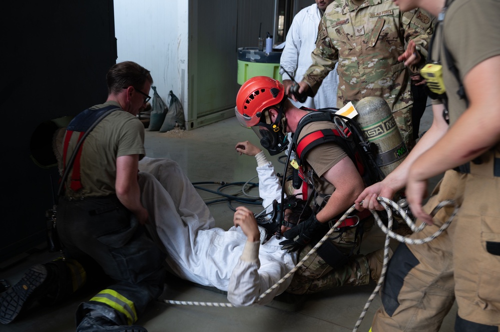 Airmen Train for Emergencies in Simulated Confined-Space Scenario