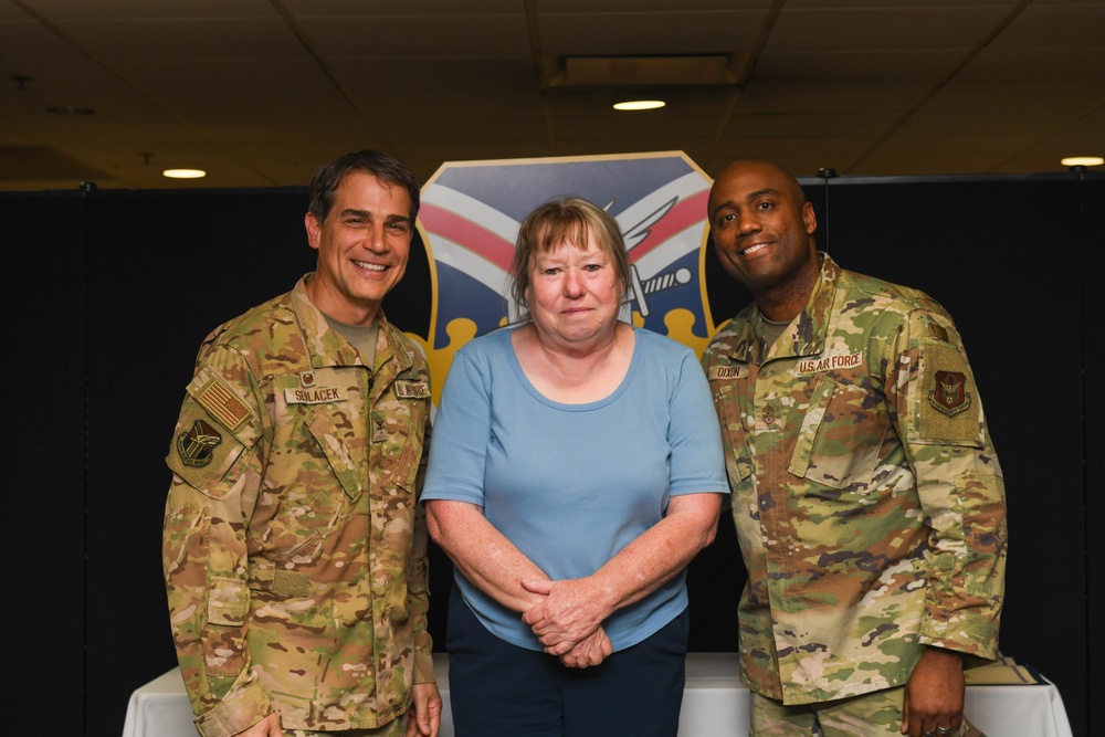 910 AW 2025 Civilian Commander's Call