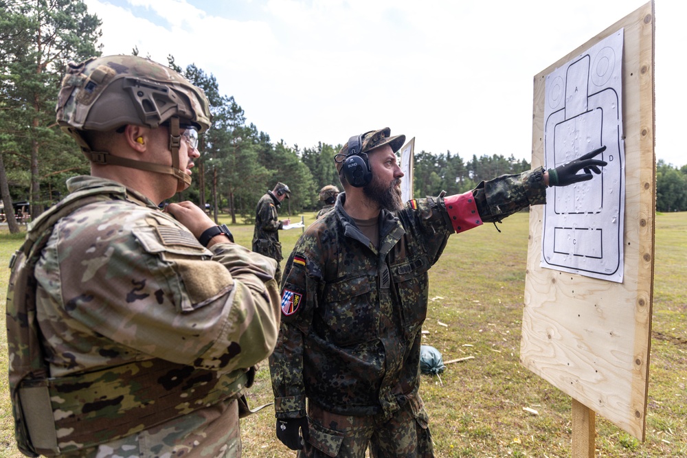 278th ACR Soldiers Train with German Forces to Earn Schützenschnur Marksmanship Badge