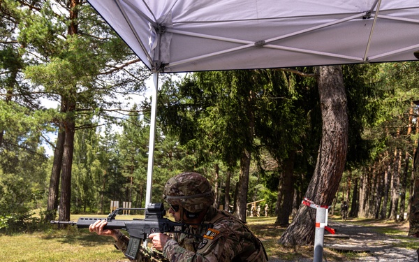 278th ACR Soldiers Train with German Forces to Earn Schützenschnur Marksmanship Badge