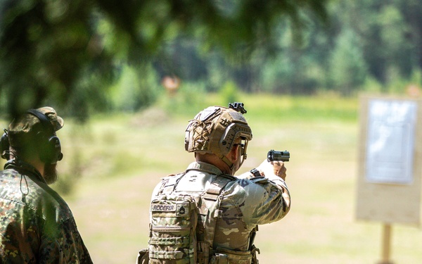 278th ACR Soldiers Train with German Forces to Earn Schützenschnur Marksmanship Badge