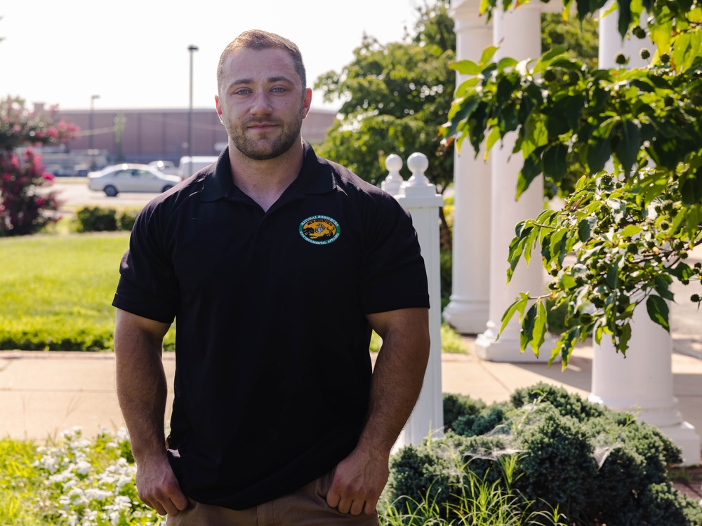 Unsung Heroes: Michael Lewis reimagines recycling on Quantico, receives award
