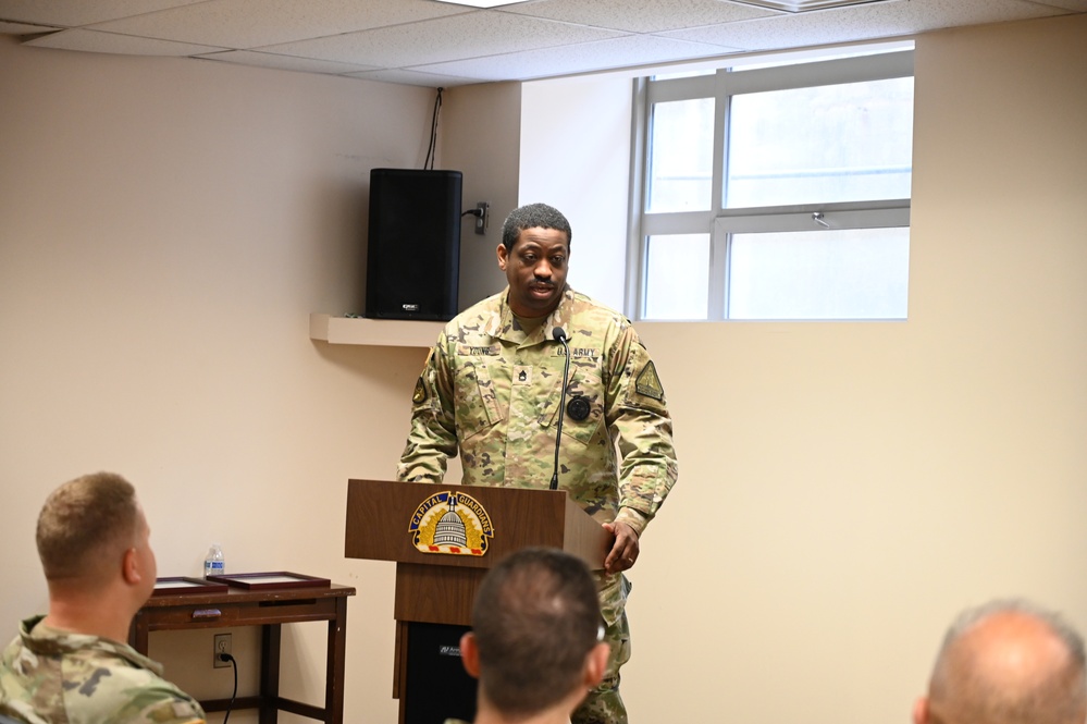 D.C. National Guard Awards Minuteman Scholarship to High School Grads