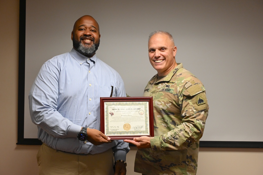 D.C. National Guard Awards Minuteman Scholarship to High School Grads