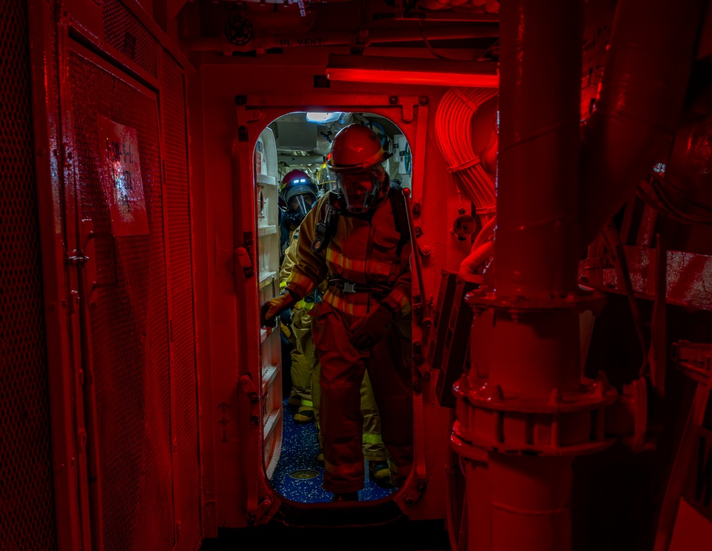 Cole Conducts Routine Operations in the Caribbean Sea