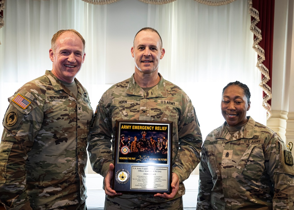 Fort Lee Community Leaders Information Forum features awards, MWR information