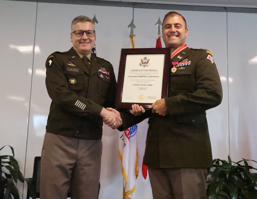 Corps of Engineers Commander Reflects on Career as He Retires