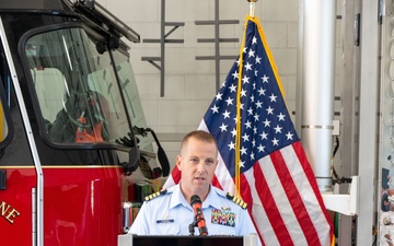 Coast Guard Sector Jacksonville honors local first responders with public service commendation