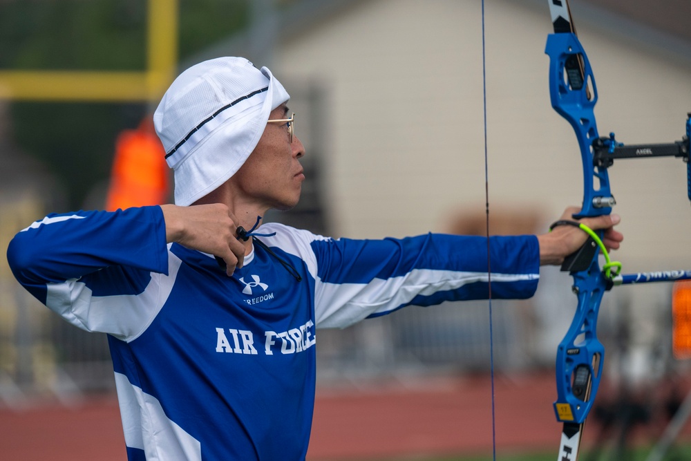 Team Air Force competes in archery qualifiers at 2025 Warrior Games