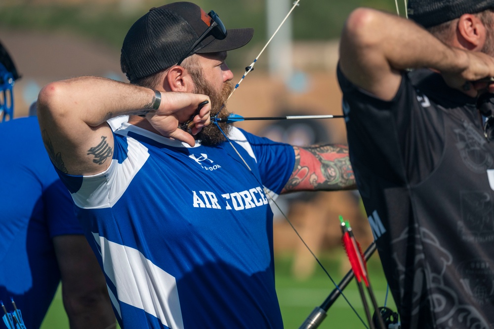 Team Air Force competes in archery finals at 2025 Warrior Games