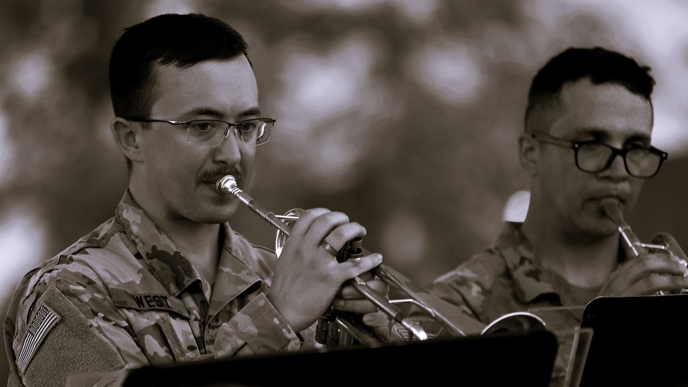 Illinois Army National Guard's 144th Army Band Returns to Alton to Rock Out