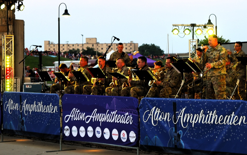 Illinois Army National Guard's 144th Army Band Returns to Alton to Rock Out