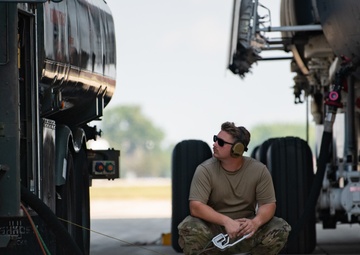 Blacksnakes perform ACE exercise with Dover C-5M Super Galaxy