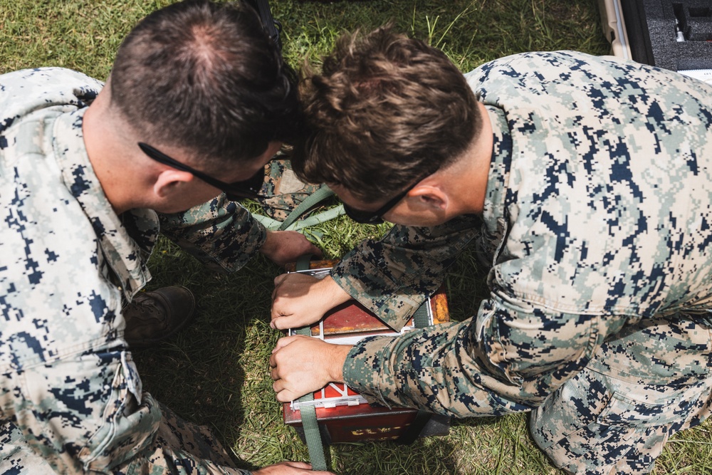 Marines Sharpen Unmanned Systems Proficiency During Regimental Fly Day