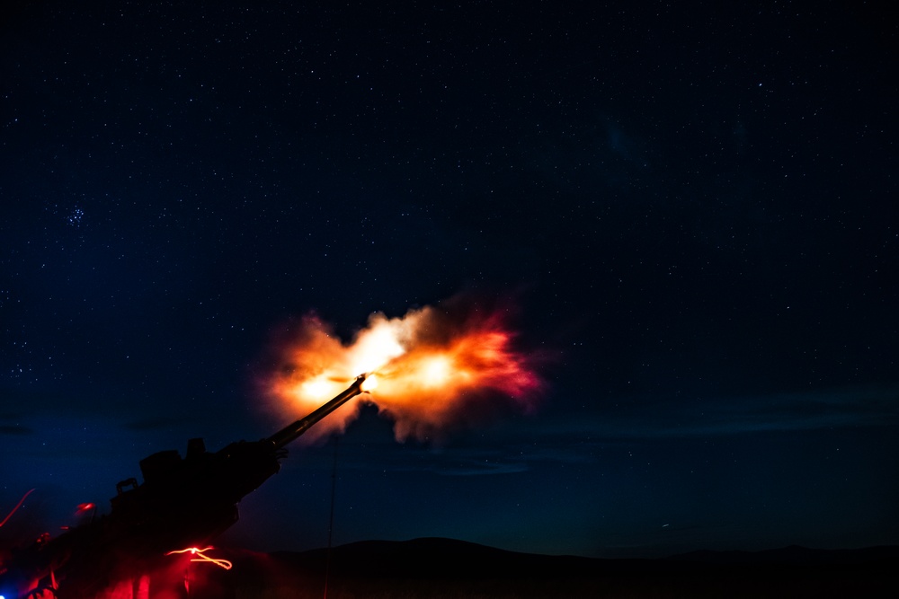 Going Out With a Bang: Washington National Guard &quot;Redlegs&quot; wrap up annual training with night live-fire exercise