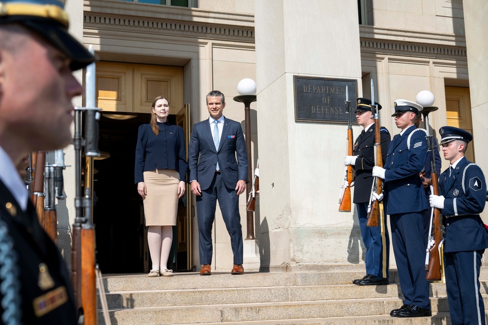 SD Hegseth Hosts Baltics For Quadrilateral Exchange