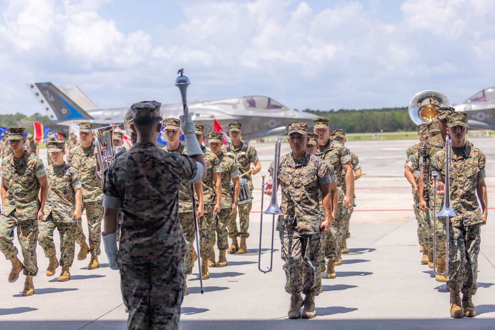 MCAS Beaufort VMFAT-501 Relief and Appointment