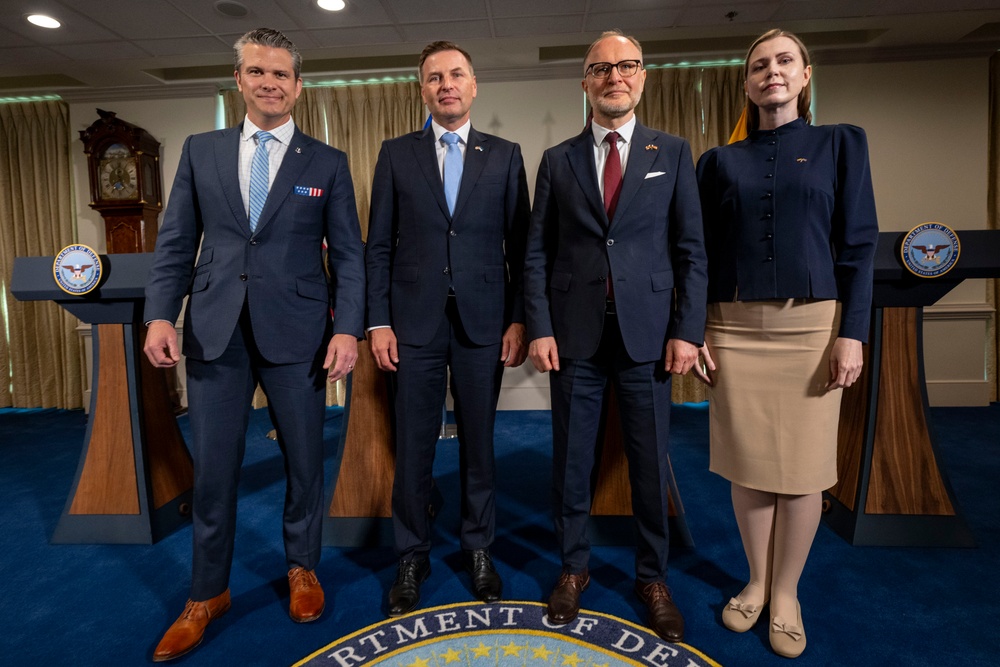 SD Hegseth Hosts Baltics For Quadrilateral Exchange