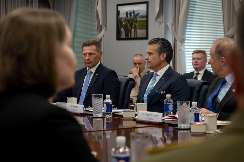 SD Hegseth Hosts Baltics For Quadrilateral Exchange