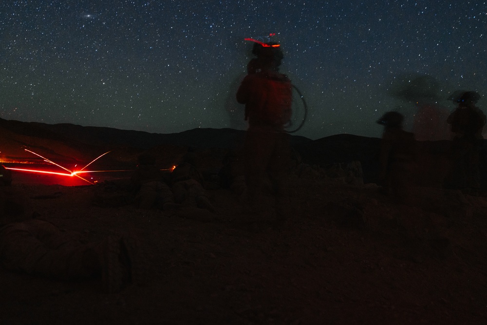 Marines with 3/1 Conduct platoon attacks at night during ITX 4-25