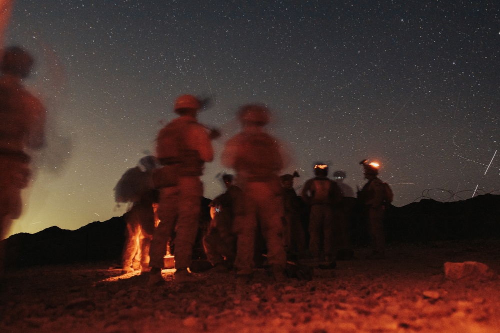 Marines with 3/1 Conduct platoon attacks at night during ITX 4-25