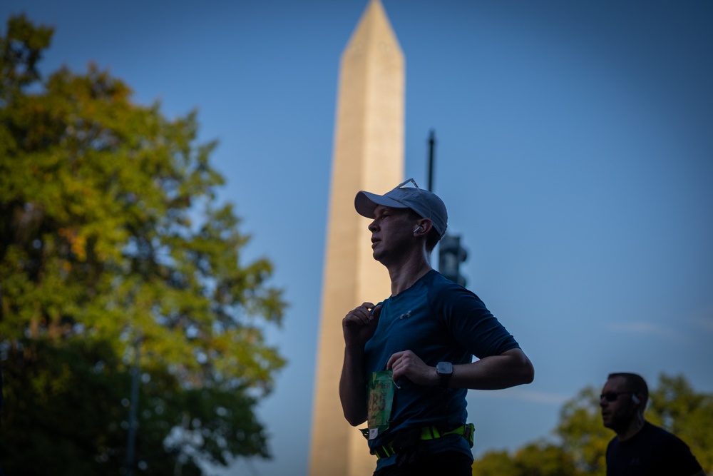 40th Army Ten Miler Races Through Downtown Washington D.C. 40th Army Ten Miler Races Through Downtown Washington D.C.