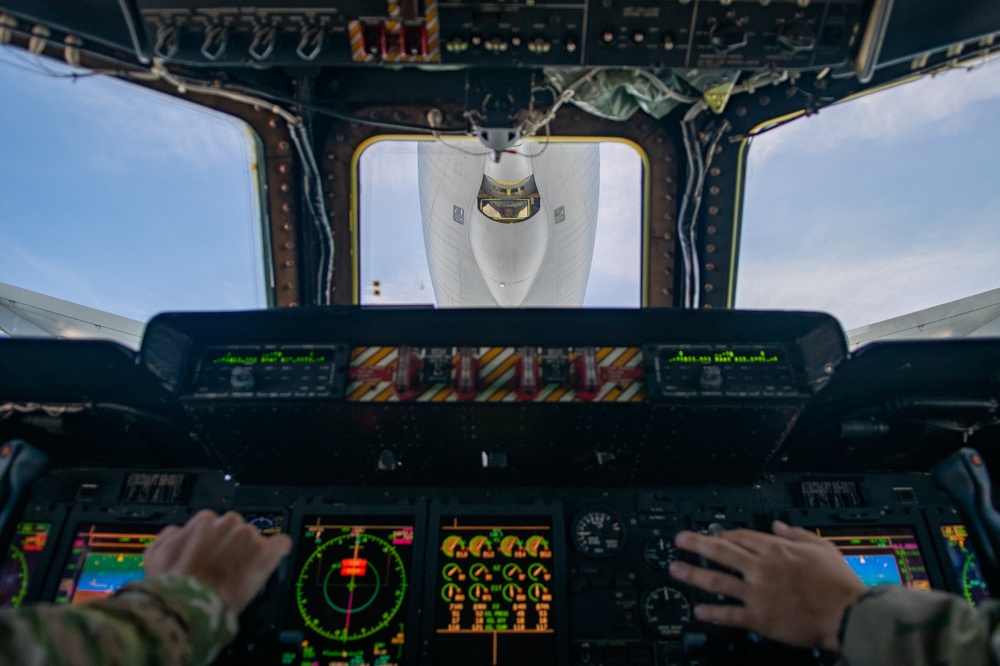 C-5M Super Galaxy conducts aerial refueling