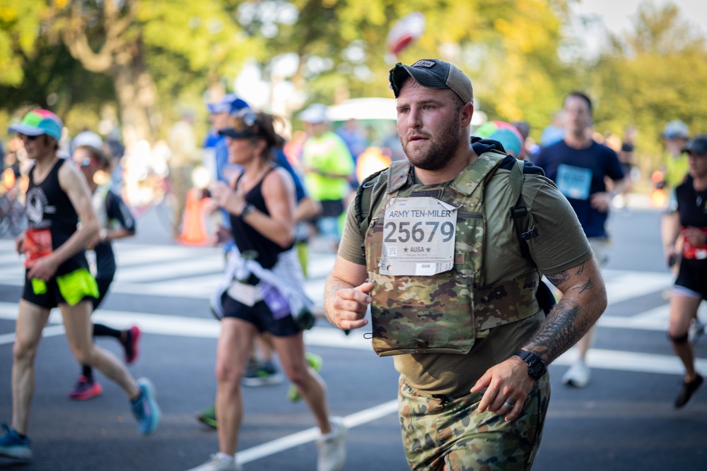 Army Veteran Completes 40th Annual Army Ten Miler the Hard Way Army Veteran Completes 40th Annual Army Ten Miler the Hard Way