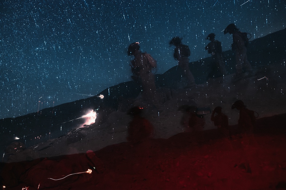 Marines with 3/1 Conduct platoon attacks at night during ITX 4-25