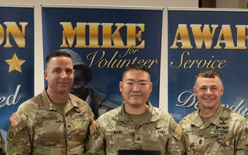 Paratroopers recognized for Iron Mike contribution at Fort Bragg