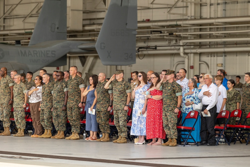 MAG-26 conducts change of command ceremony