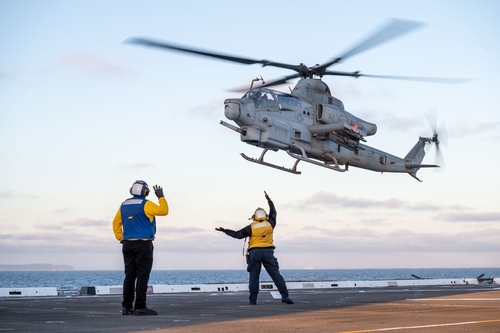 Fight and Flight: Deck landing qualifications aboard Somerset